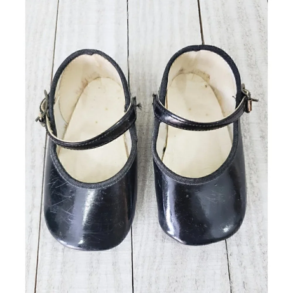 Vintage Childcraft Black Baby Shoes & White Lace Socks Original Box Newborn Set